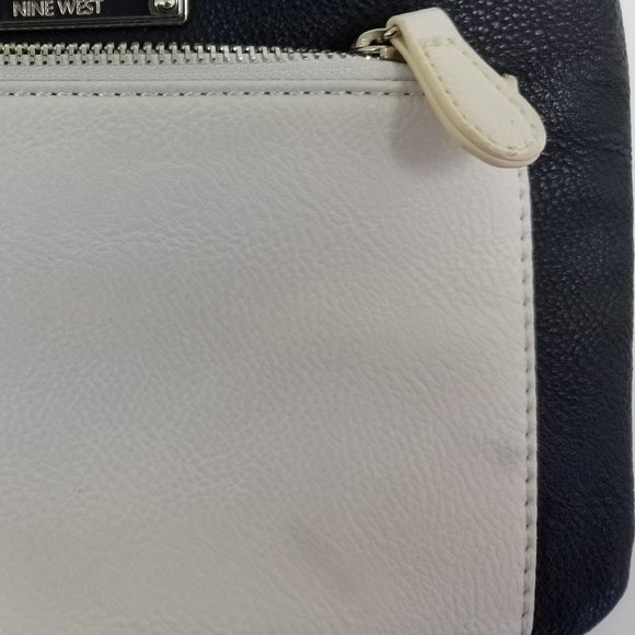 Nene west wristlet with double zipper pockets - Picture 10 of 10